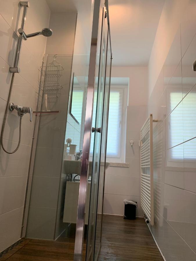 Apartment Moderne Fuer 5 Gaeste In